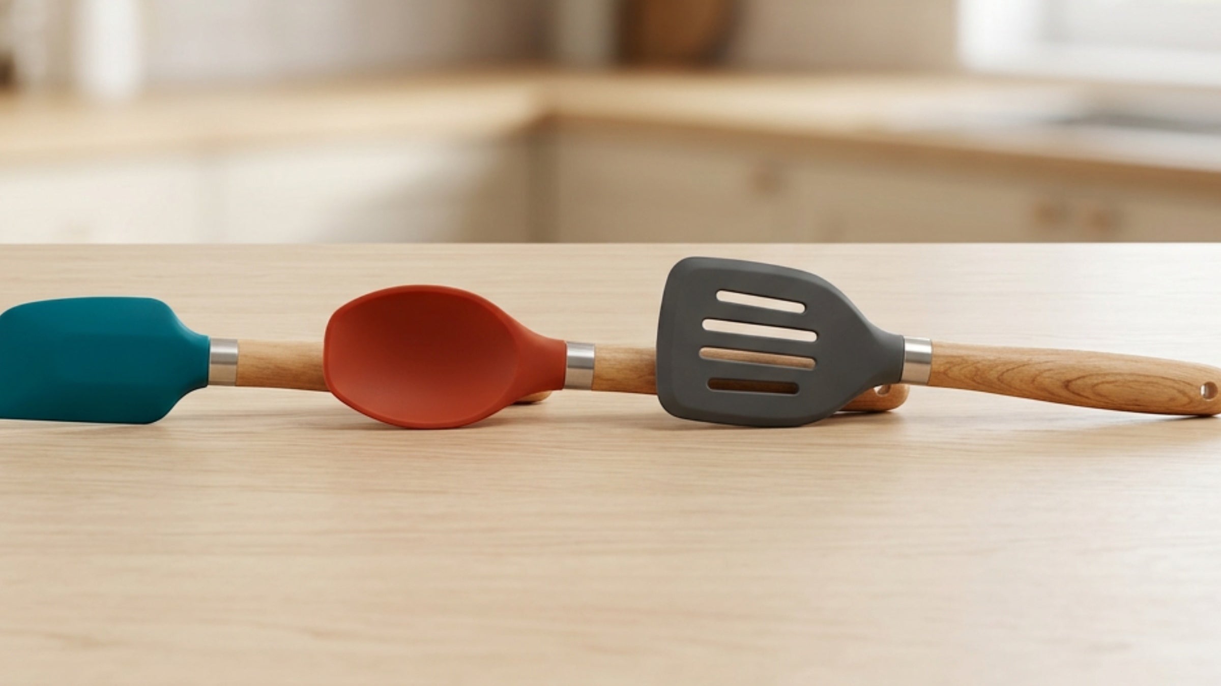 Vryno Wood-Handle Silicone Spatulas and Spoons